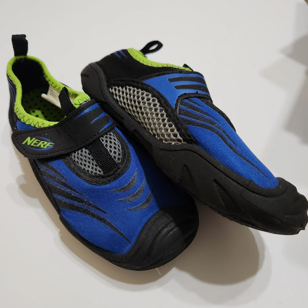 Nerf Kids Blue Slip-On Water Shoes with Lime Trim, M(13-1)